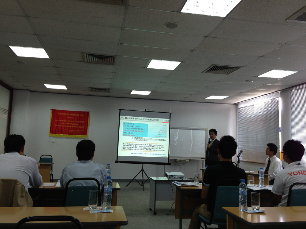 Seminar in Hanoi